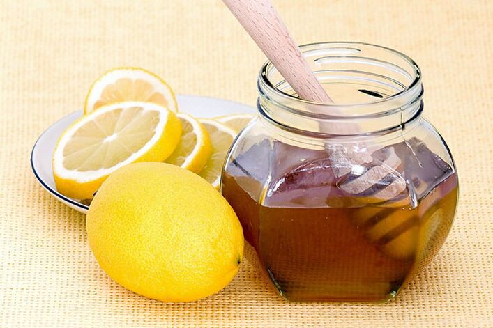 Lemon and honey are the ingredients of a mask that perfectly whitens and strengthens the skin