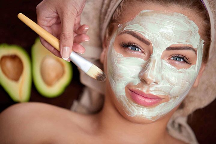 Use a face mask to rejuvenate at home